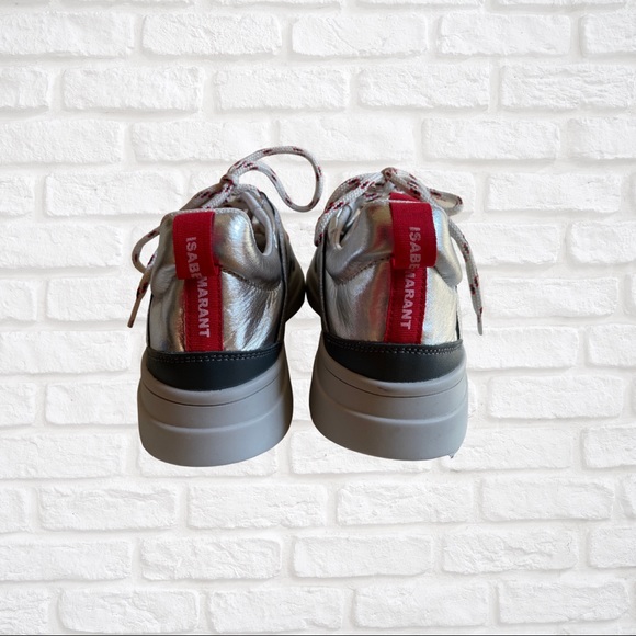 Isabel Marant Kindsay Two-Tone Sneakers. - Picture 3 of 5